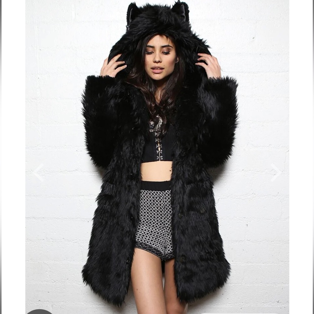 Black Wolf Classic Faux Fir Coat | Women’s | Spirit Hoods